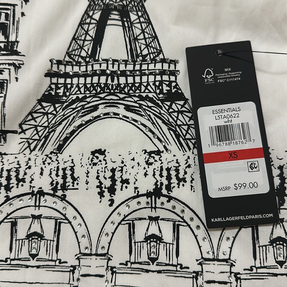 KARL LAGERFELD PARIS Cotton Crop Paris Scene Button-Front Top - Picture 8 of 10